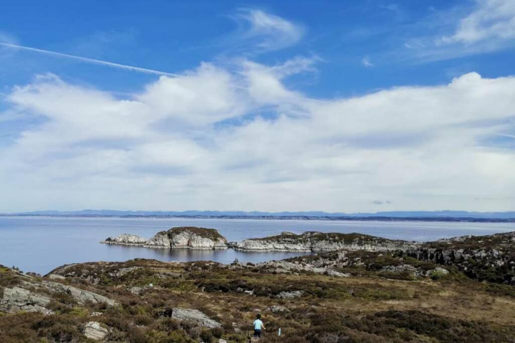 Seaside Holiday Home, Great For Fishing & Hiking Hellesoyni Екстер'єр фото